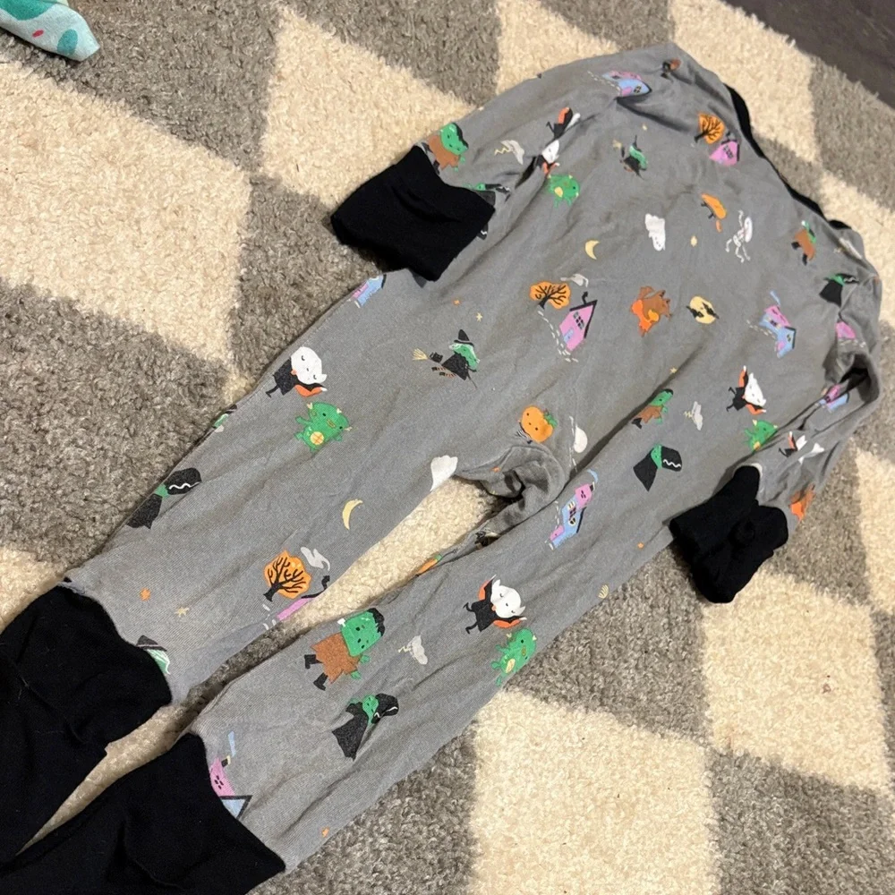Gray Halloween  Bamboo Pajama - Picture 3 of 3